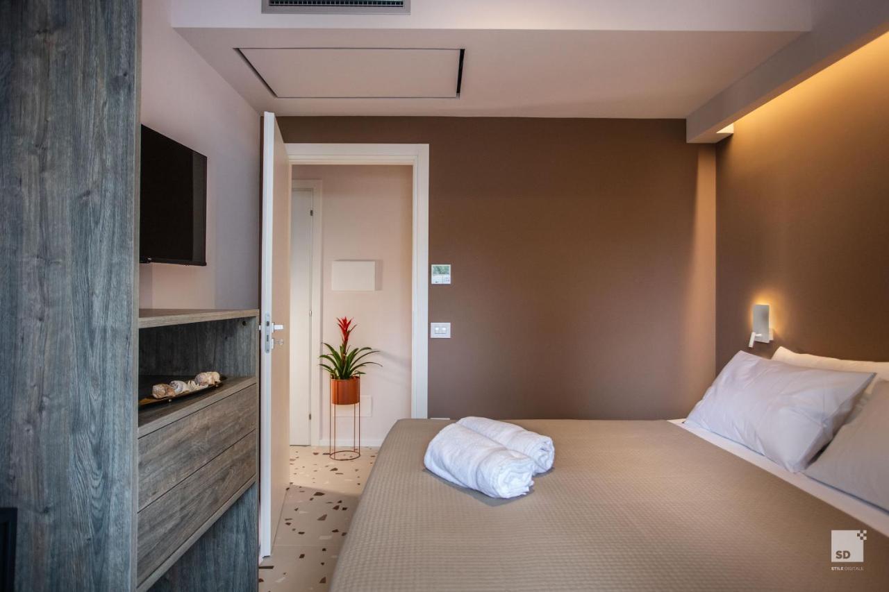 The Lady C - High Apartments Тропея Экстерьер фото