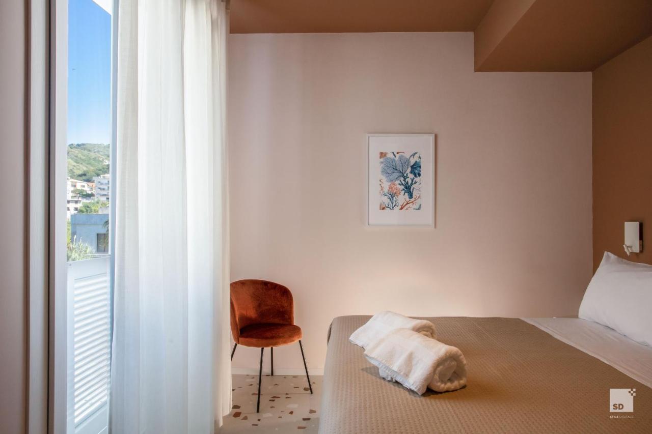 The Lady C - High Apartments Тропея Экстерьер фото