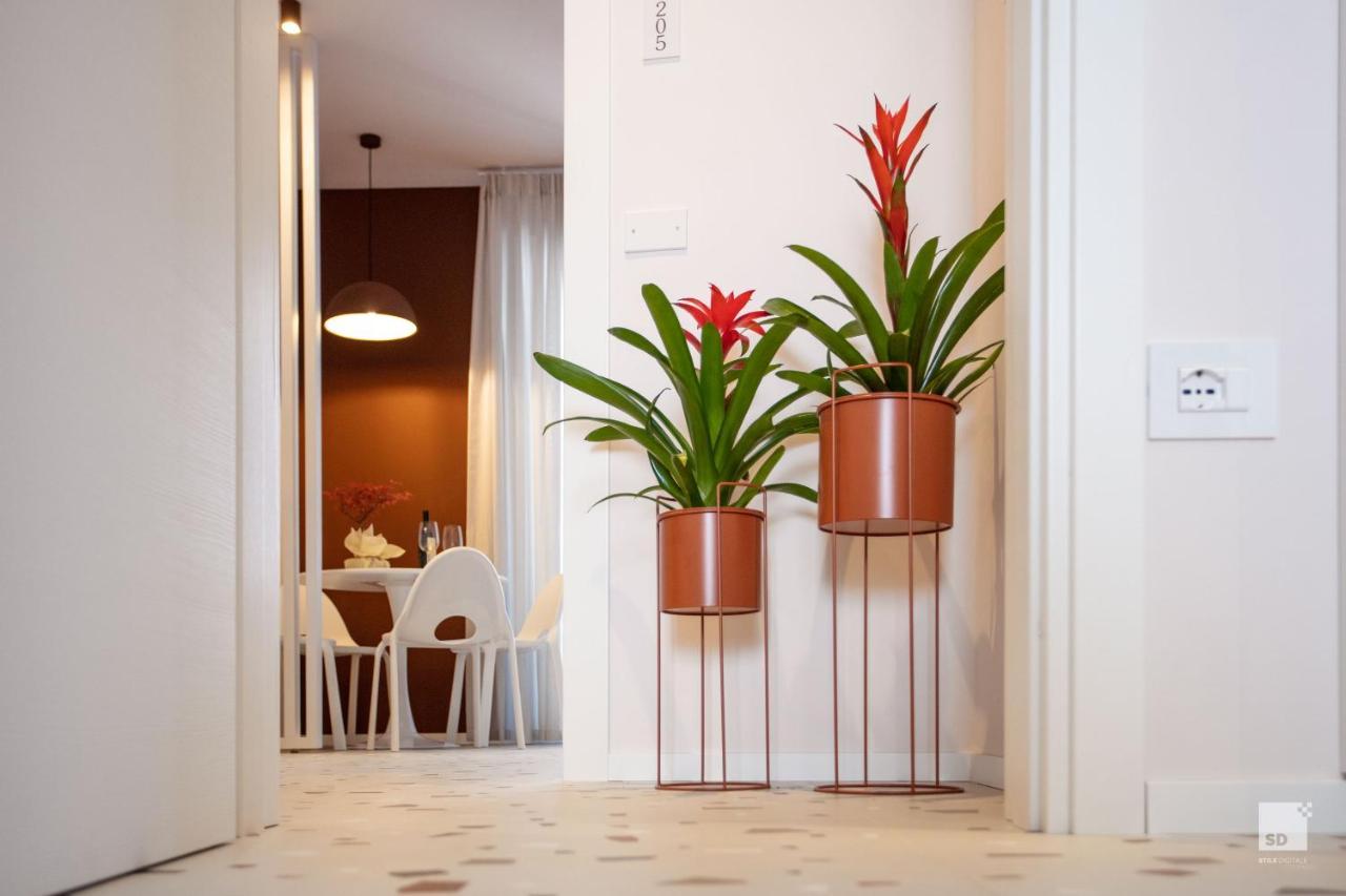 The Lady C - High Apartments Тропея Экстерьер фото