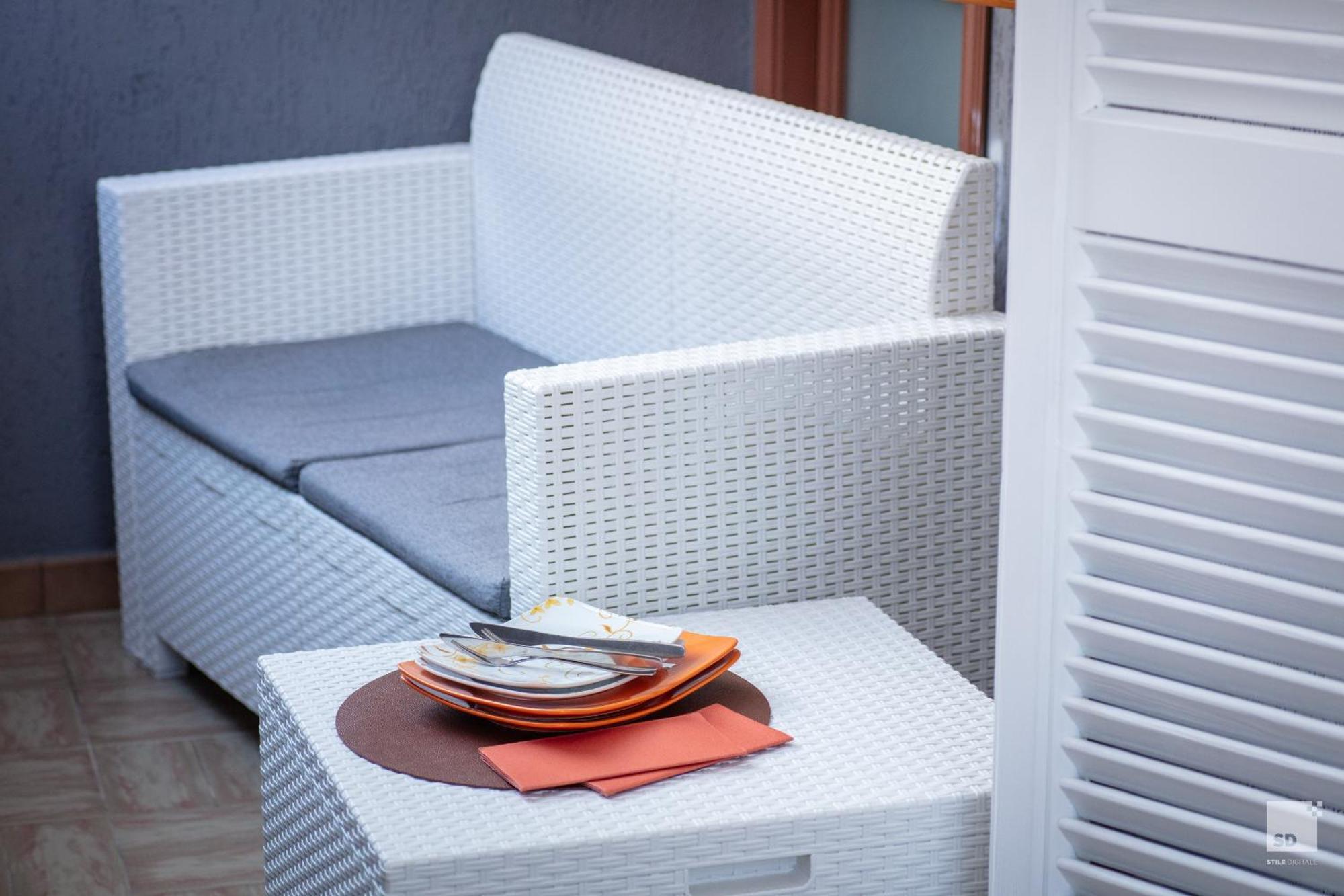 The Lady C - High Apartments Тропея Экстерьер фото