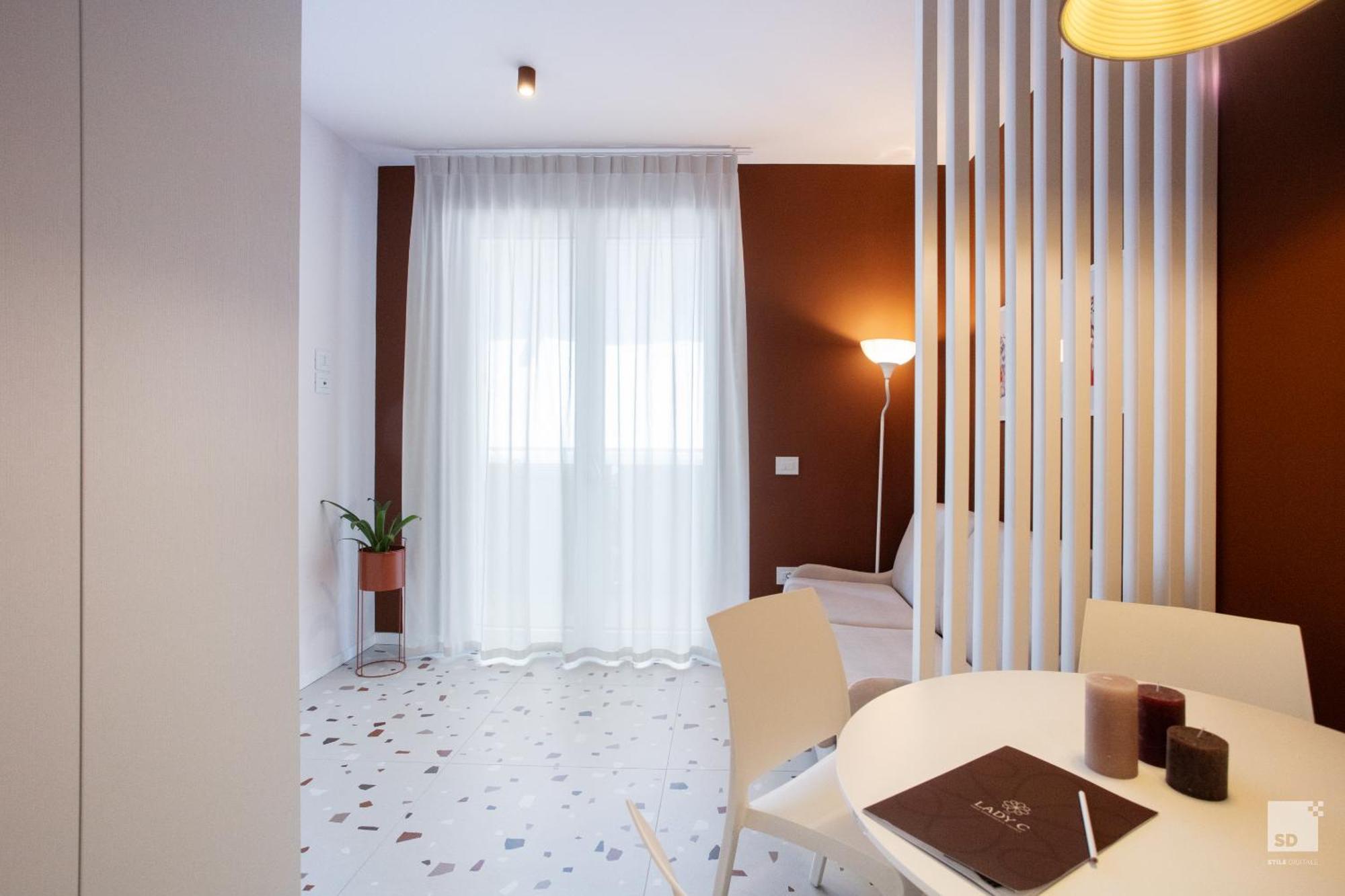The Lady C - High Apartments Тропея Экстерьер фото